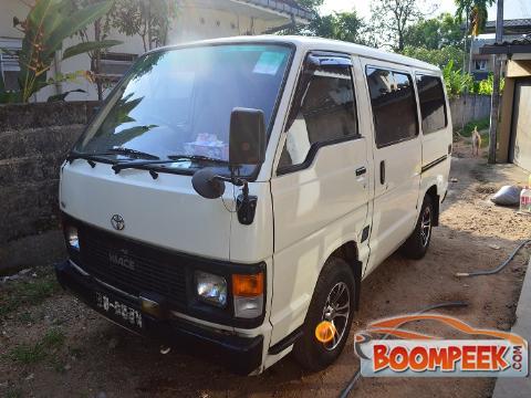 Toyota HiAce LH51 Van For Rent