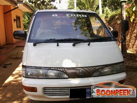 Toyota TownAce CR27 Van For Rent
