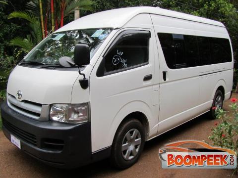 Toyota HiAce KDH201 Van For Rent