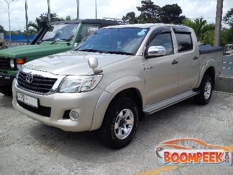 Toyota Hilux  Cab (PickUp truck) For Rent