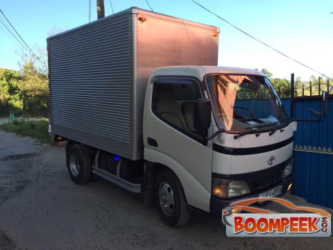 Toyota Dyna LF Lorry (Truck) For Rent