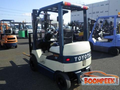 Toyota 1.5 Ton Electric  ForkLift For Rent