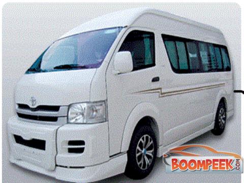 Toyota HiAce KDH200 Van For Rent