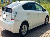 Toyota Prius  Car For Rent.