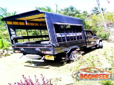 Mahindra Bolero Maxi Truck 2016 Cab (PickUp truck) For Rent