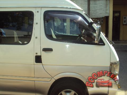 Toyota HiAce KZH120 Van For Sale