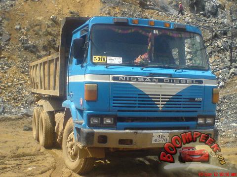 Nissan UD RF 8 Tipper Truck For Sale