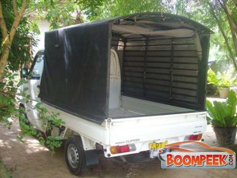 Nissan   Lorry (Truck) For Sale