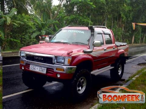 Toyota Hilux  SUV (Jeep) For Sale