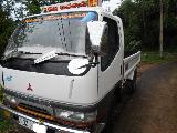 2001 Mitsubishi Canter jz Lorry (Truck) For Sale.