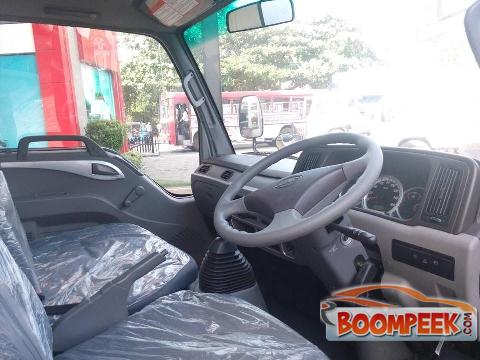JAC Crew Cab Double  Wheel 10.5 Feet Cab (PickUp truck) For Sale