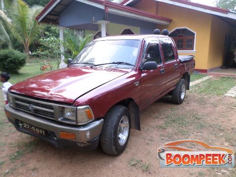 Toyota Hilux ln40 Cab (PickUp truck) For Sale