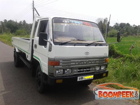 Toyota Dyna LY230 Lorry (Truck) For Sale