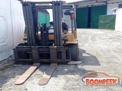 Caterpillar 30 - T GP 30 - T ForkLift For Sale