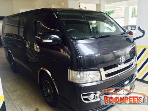 Toyota  KDH 2.5L Van For Sale