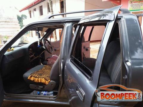 Toyota Hilux LN85 Cab (PickUp truck) For Sale